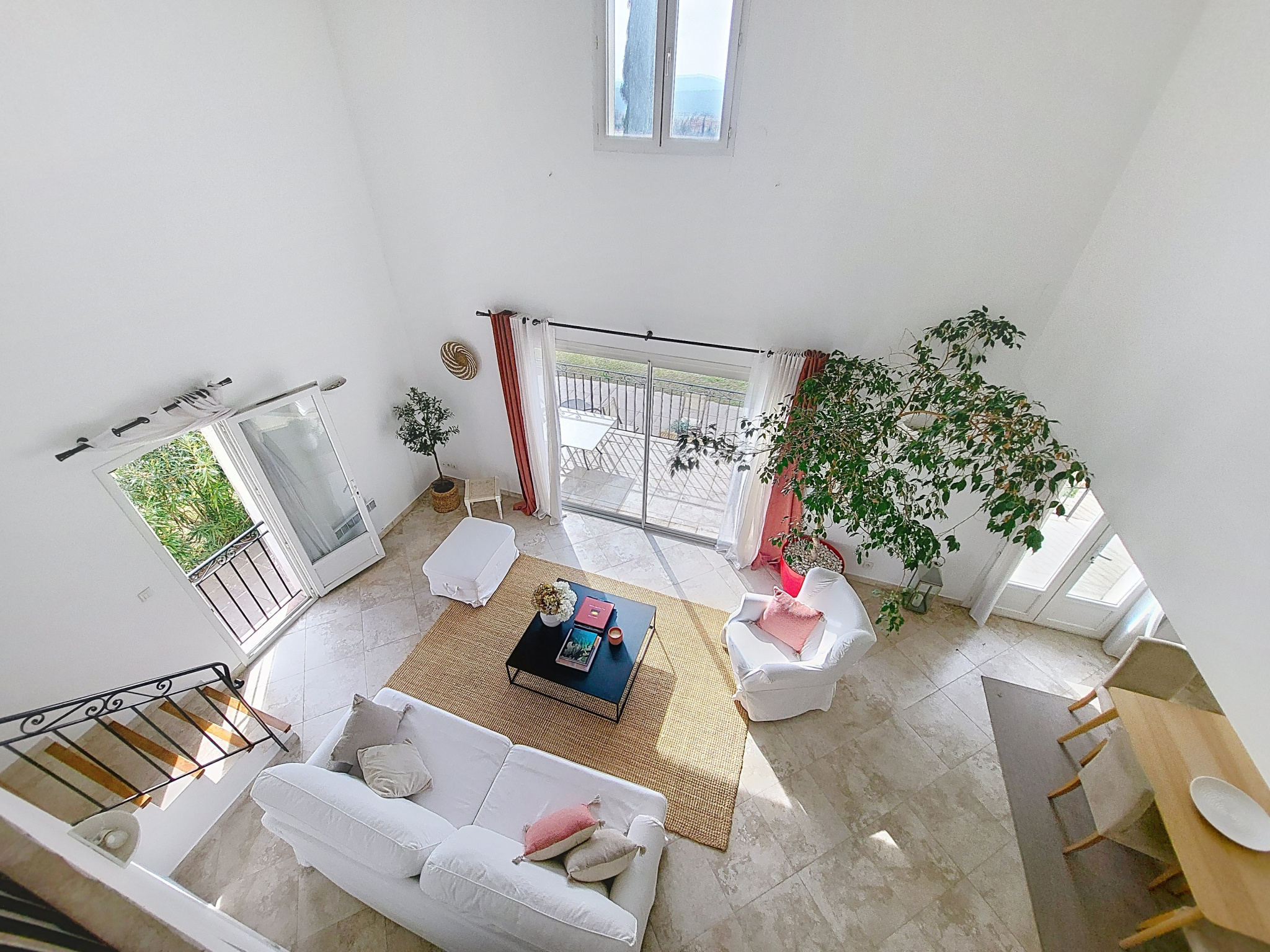 photo_70772c4c36a65b64a6cc64a730564f81