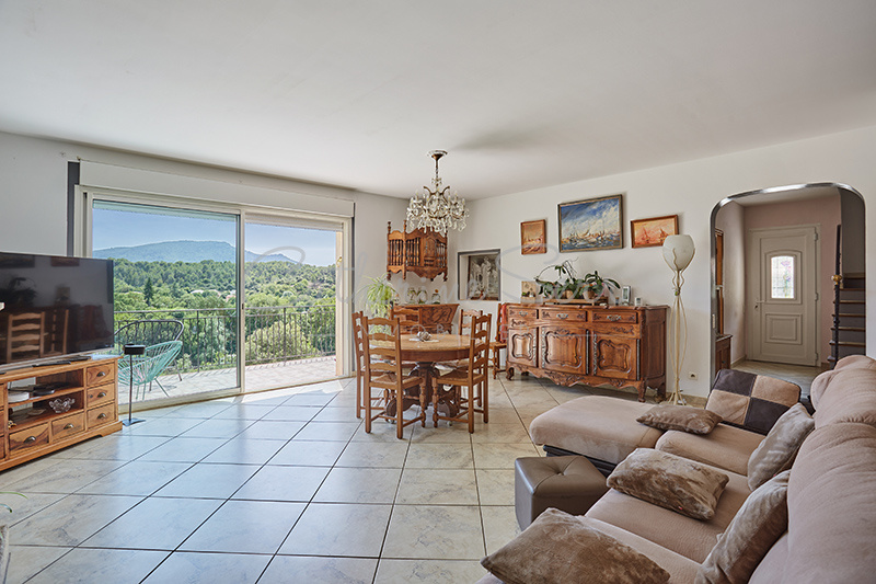 photo_764fbe7f45c496cbfda9f67f7864e5f3