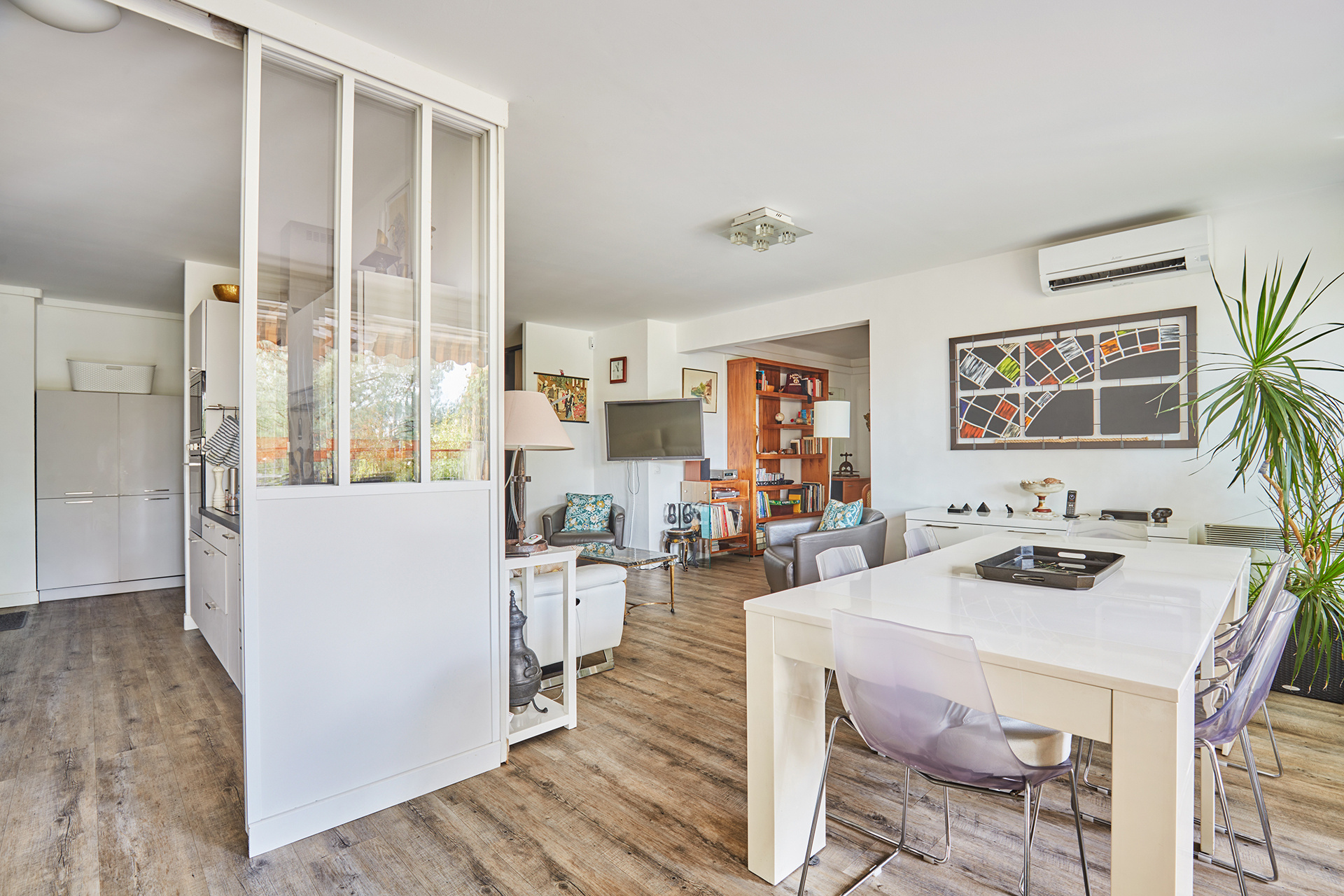 photo_8460f8d40f41d7ef7b5c595b8f39a276