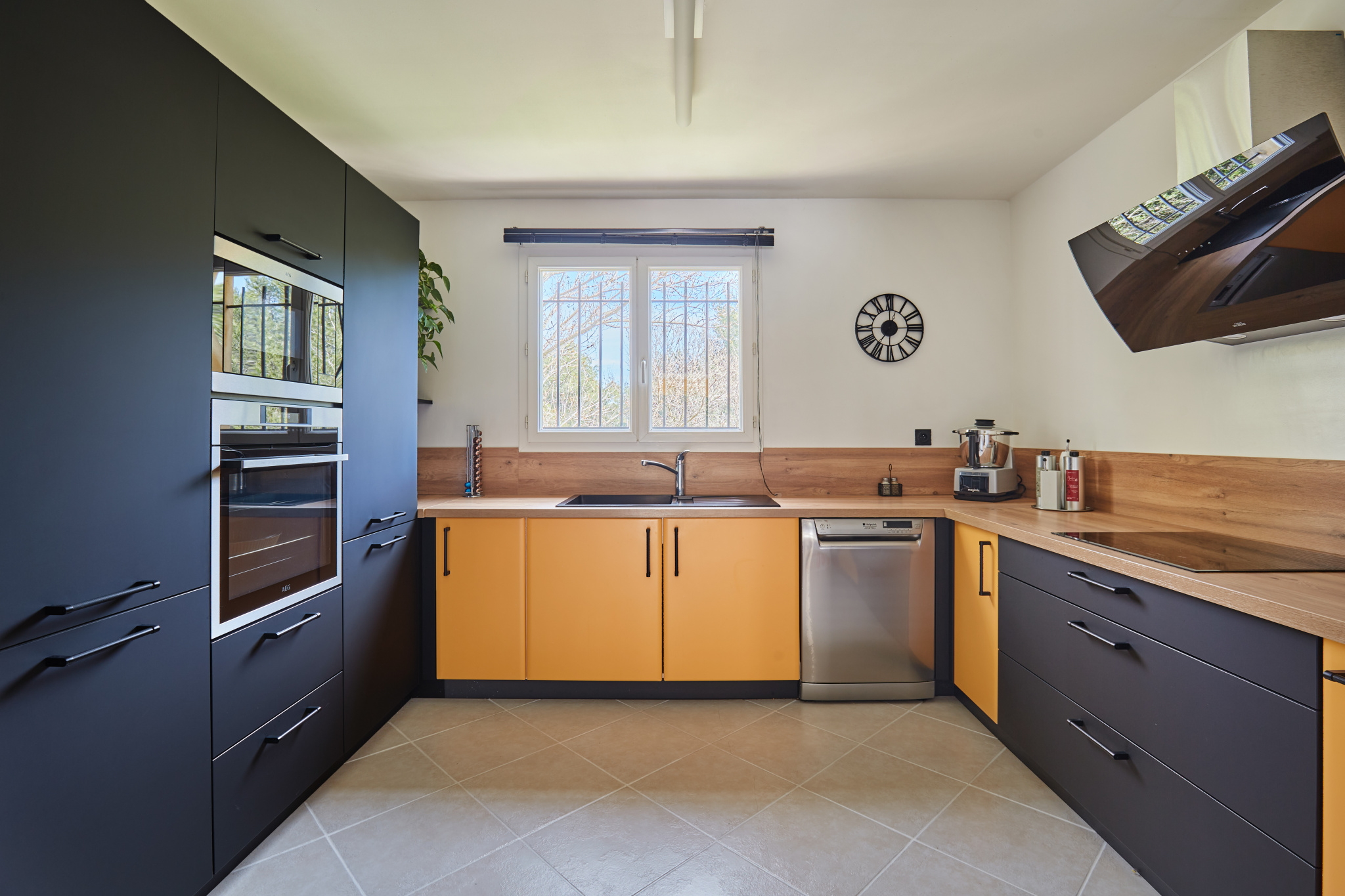 photo_ccf3d8fefa3849de3fa171d4f6ff0b82