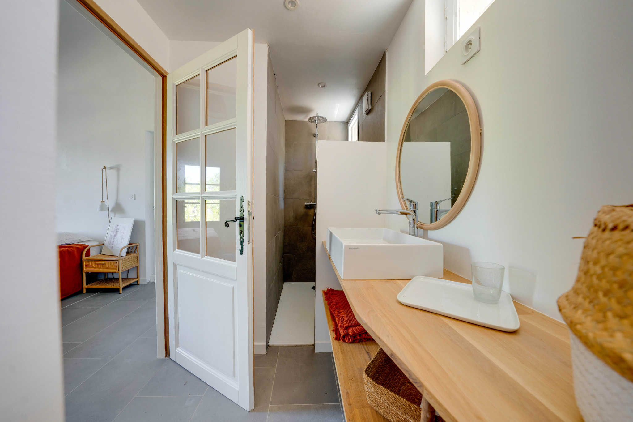 photo_e8d5d843dec181efb59c3b1a2022aaa3