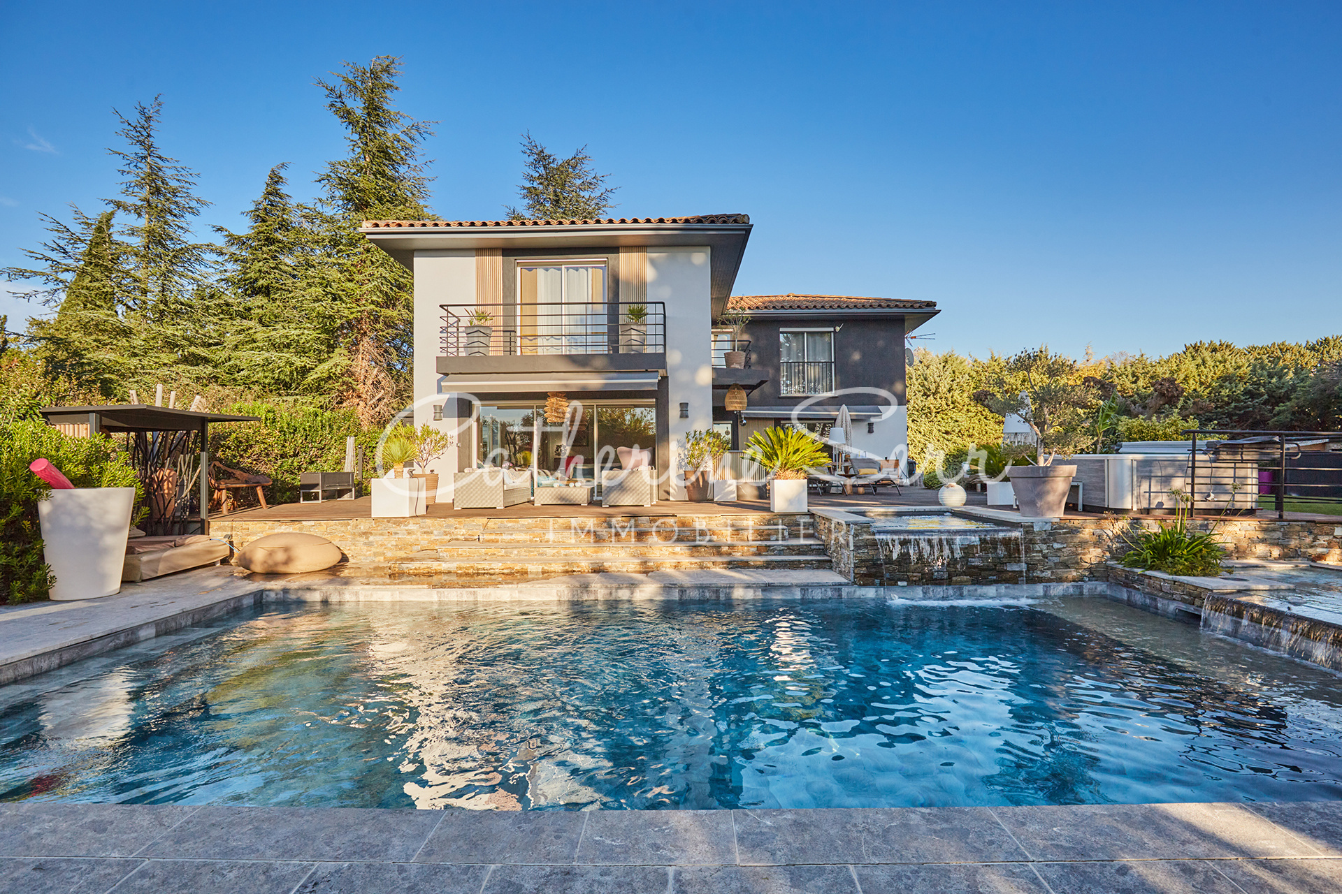 photo_0e787b8b00b1b84cf1dec98e742e2627