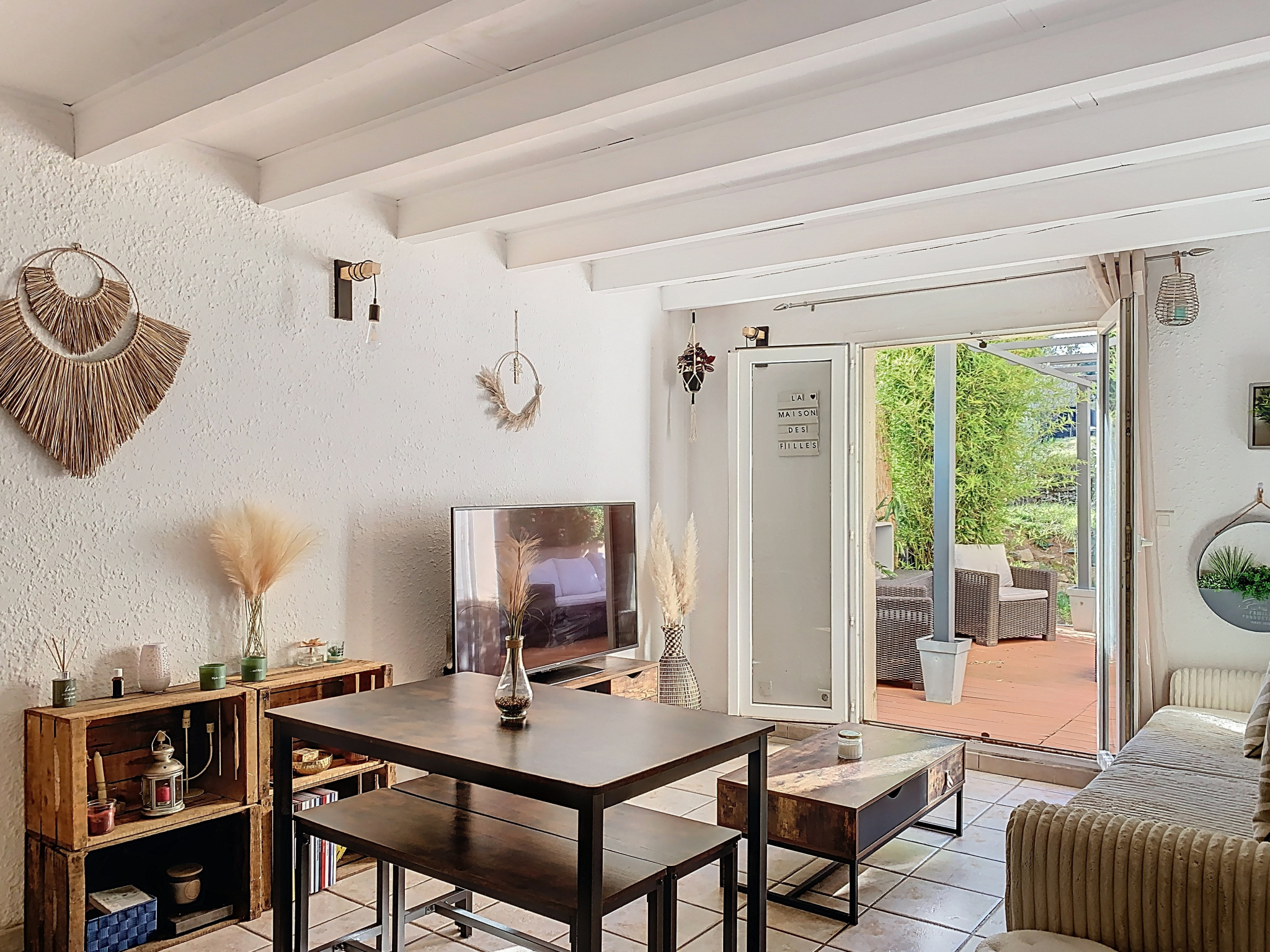 photo_17ffeade7883a56d19bee38010175feb