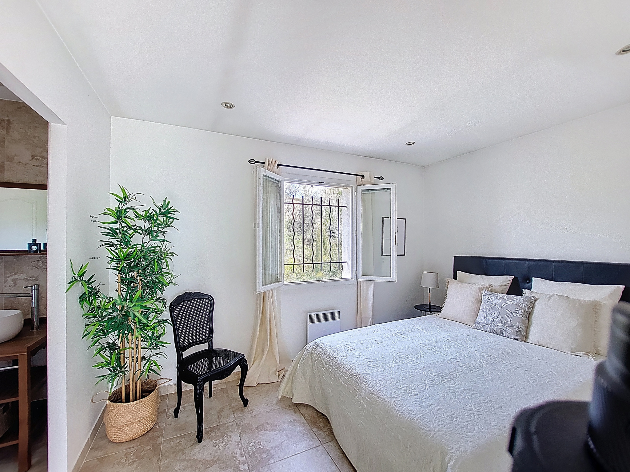 photo_b7fbdd4a11628f9738615c29877f98bf