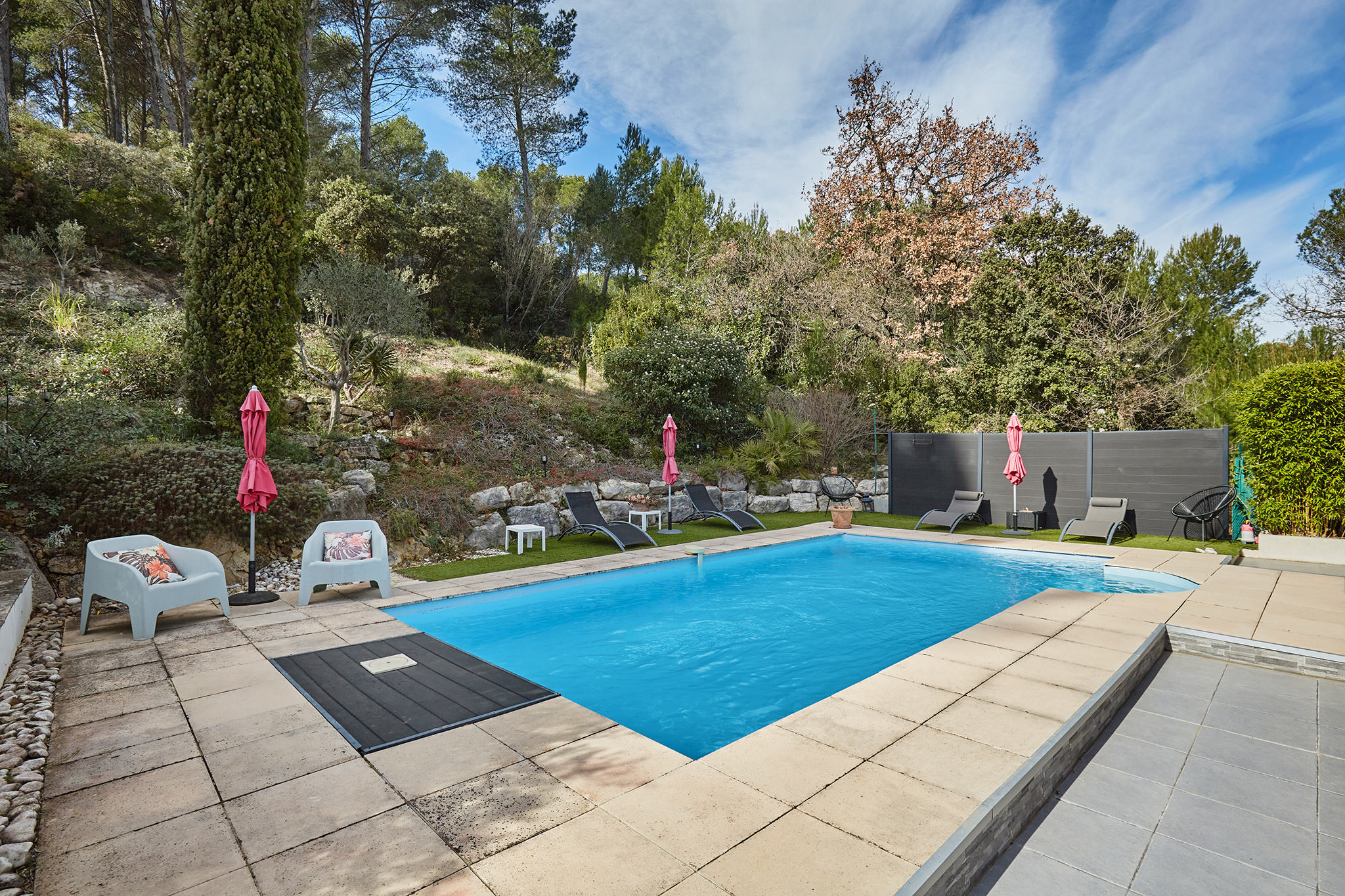 photo_e18311b7fa9e4d35067f103cc8d28b82