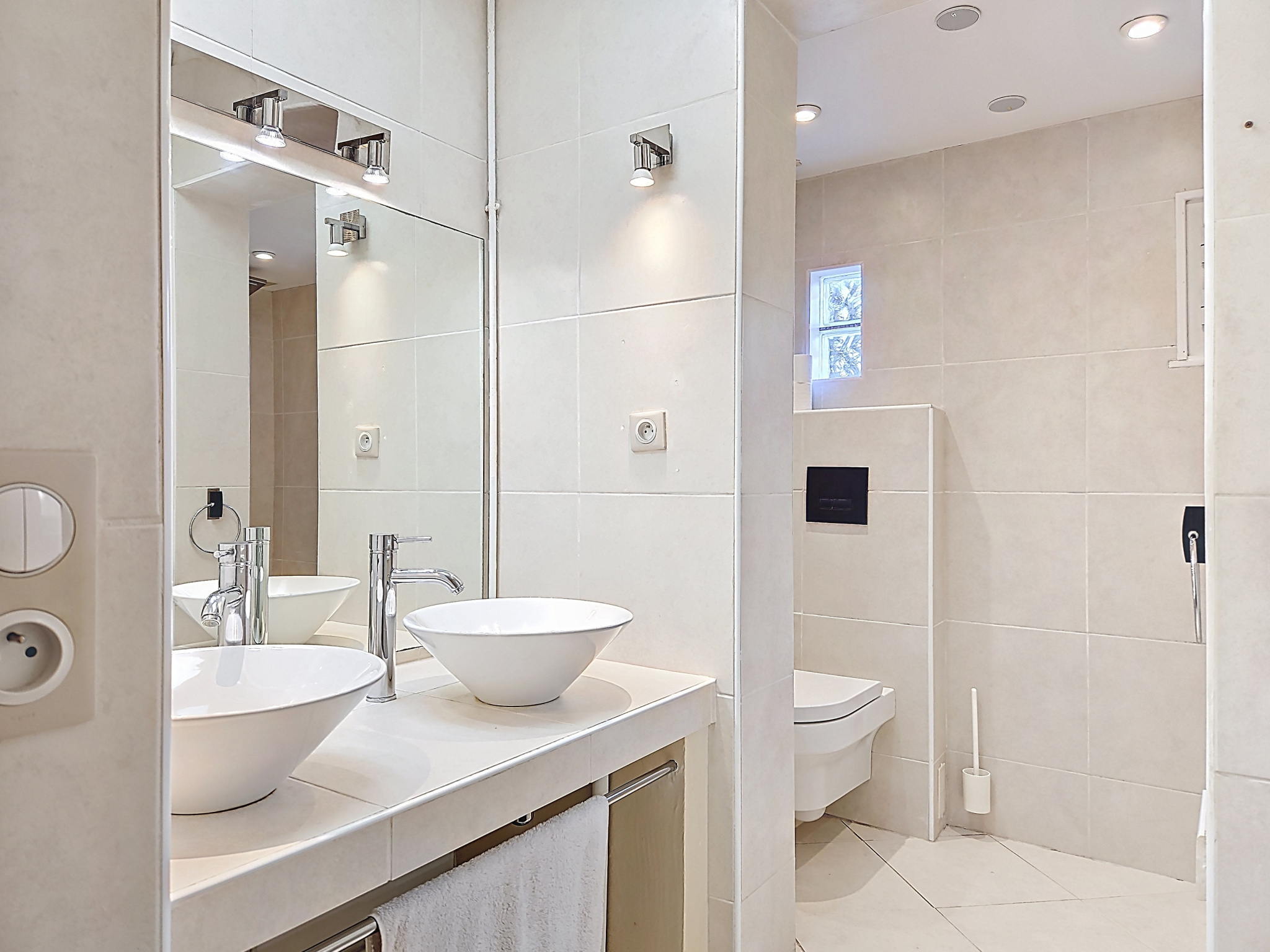 photo_2476927a07f5d7738a72235bd16e86ce