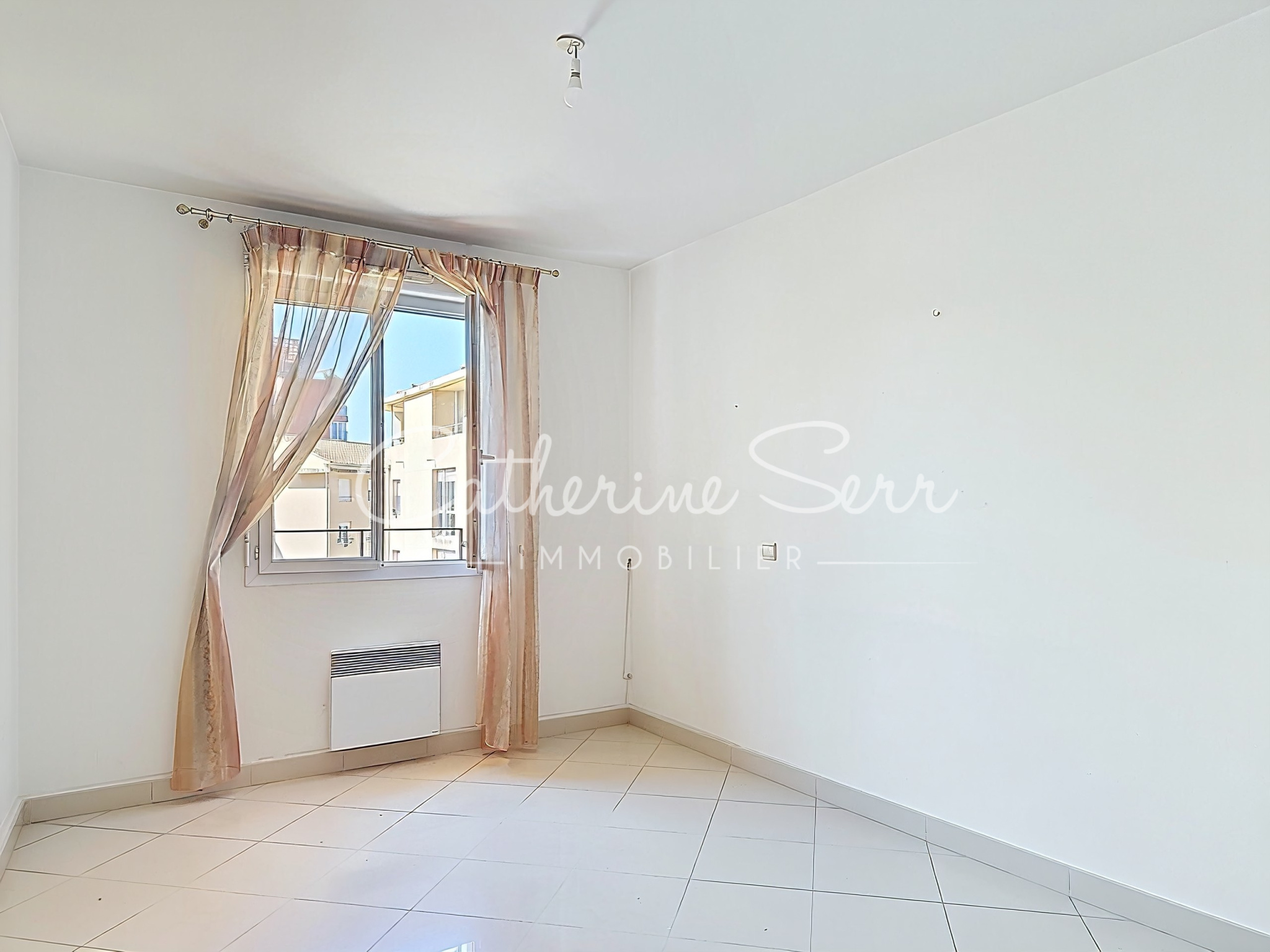 photo_28f615b17ec025d9d1bdf154b750656f