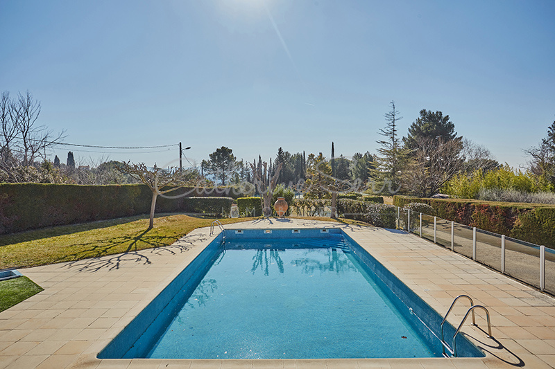 photo_537d7428d38e0ad9ef3e40d783dd4843