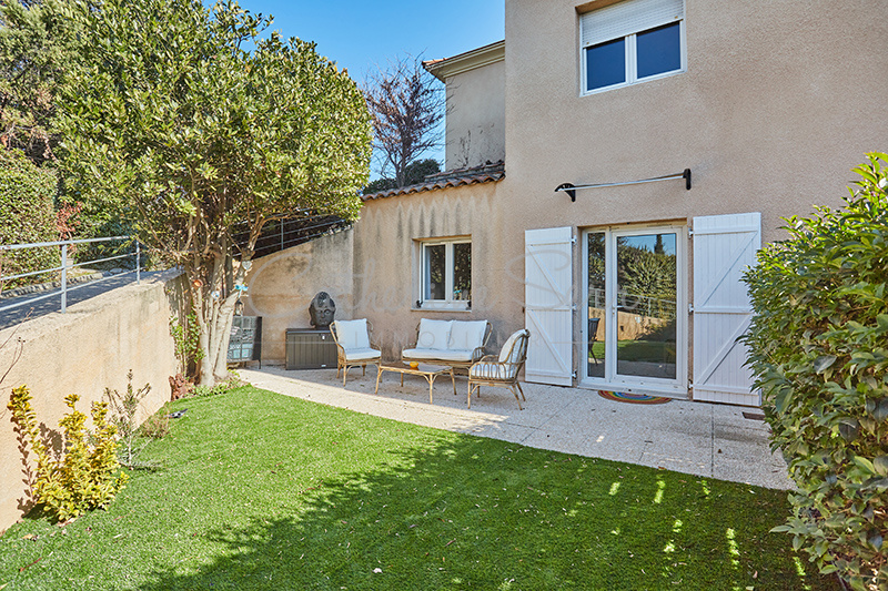 photo_5ae8e6fe34799ac7d4a34276c235e99a