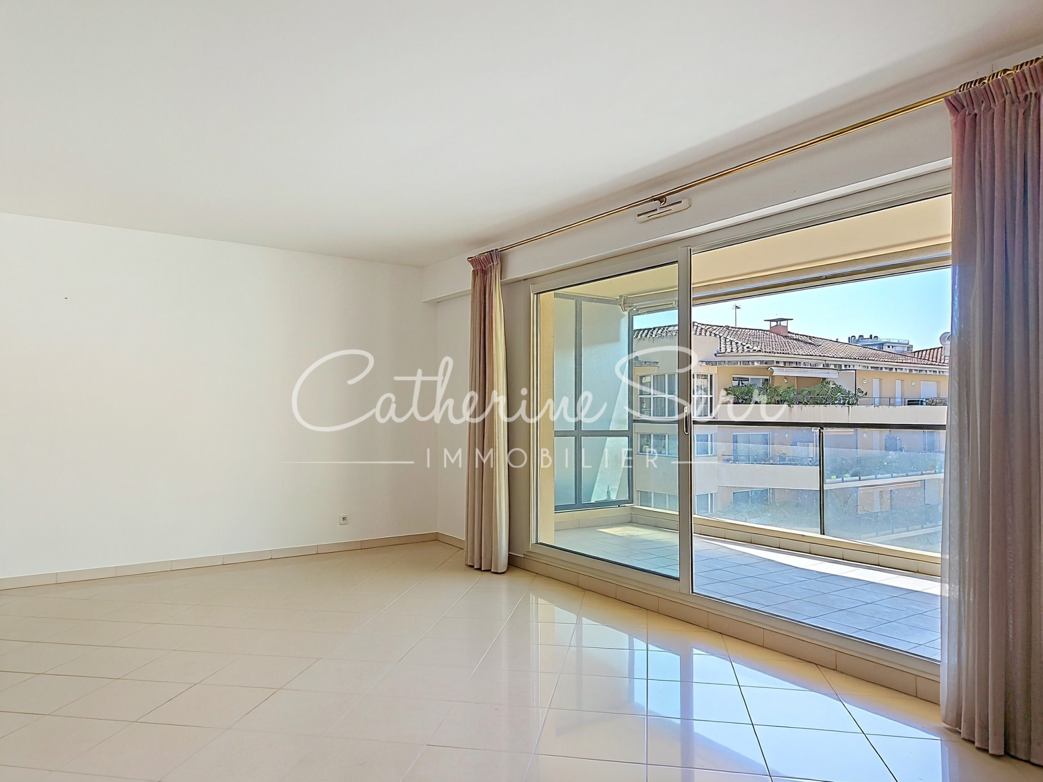 photo_c8e90a0c9a9150bcd81cb71e8aeb7853