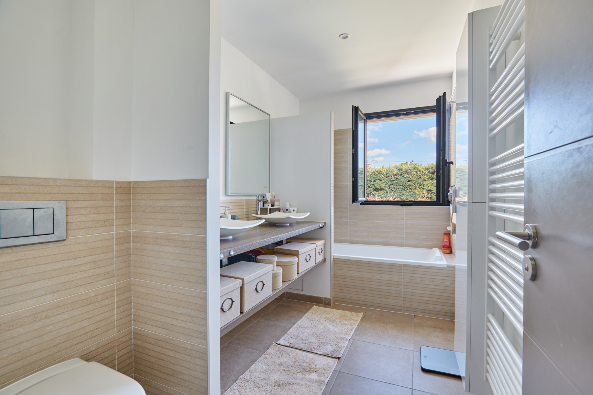 photo_cbc4276087db6b07fe83905463169085