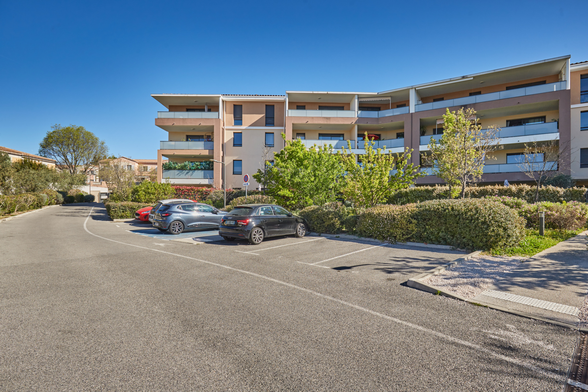 photo_bcbe0f3cce058c2133ca5287e9a605a2