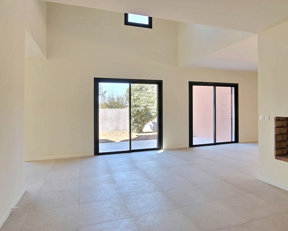 photo_02935ab9e0baa5f17fa57b4d21748c7c