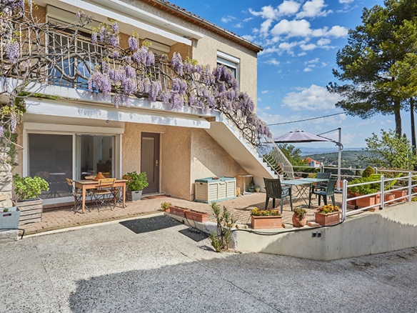 photo_1150a22515f418b39a0b3c6a5d6dbf49