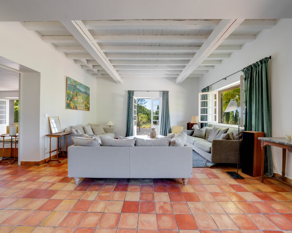 photo_12f02b1edc47710a462244ce861ead15