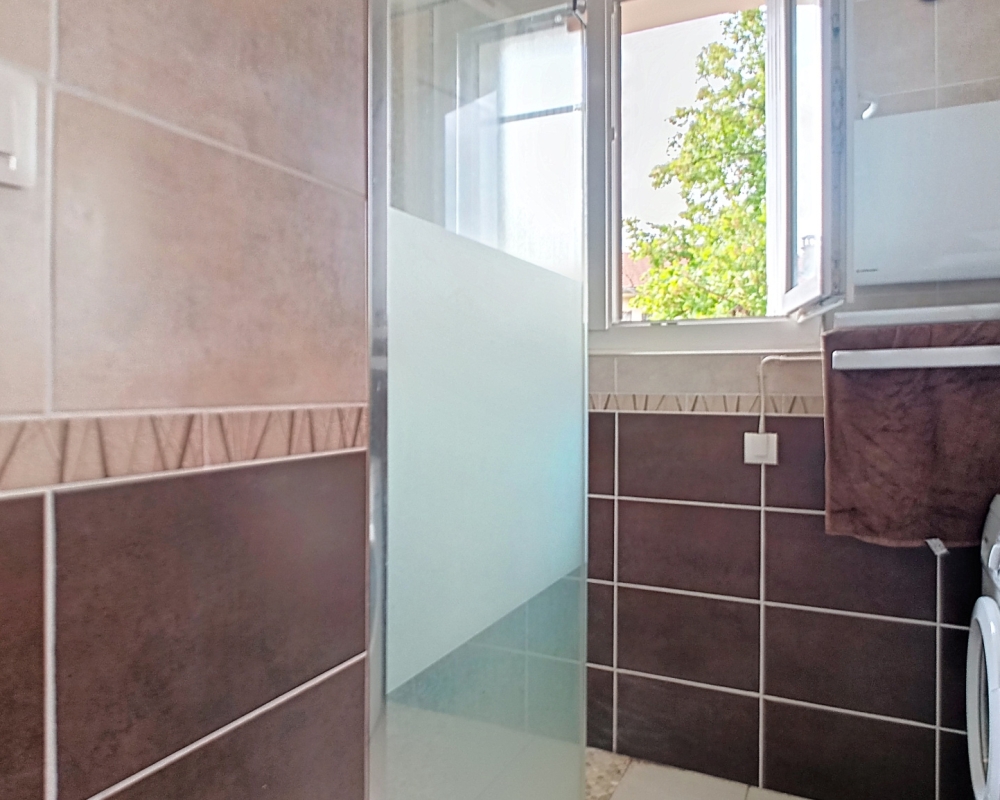 photo_243f4543c8ca08e2065e6a787f16f446