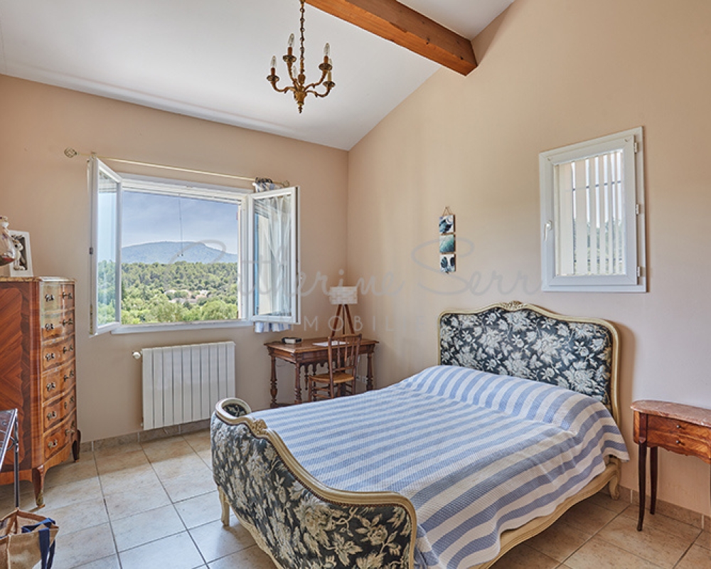 photo_43ee6ad567f83a8aa76dd8ec728d9d17