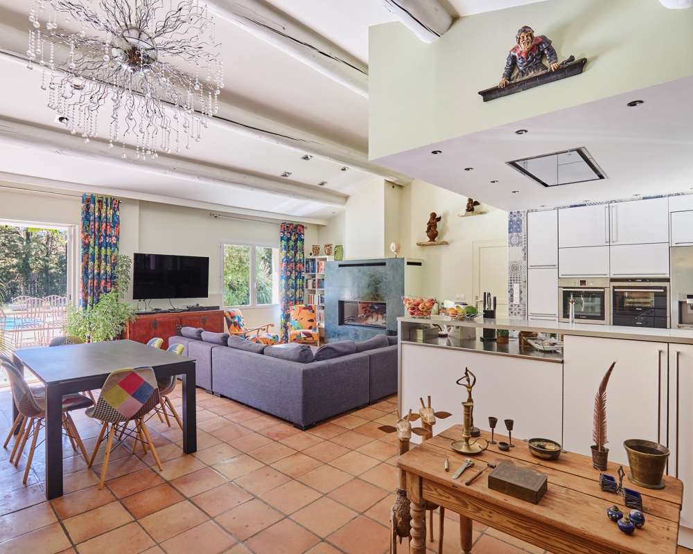 photo_4afd8c33cd8545aa3e549c21bbb18264