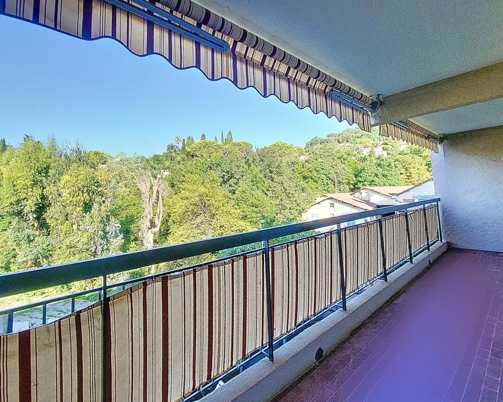 photo_4ff2c5a82a95cc1e4f4f192e6850b8ce