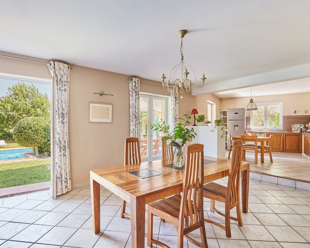 photo_5258716cdb2aacfc91aaf8661012b55d