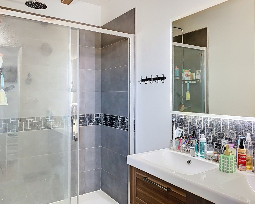 photo_54171b3a91254207a90cb40e640ffb08