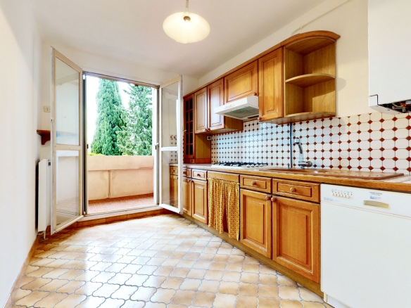 photo_546dab4fa36ecd091154508040d43570