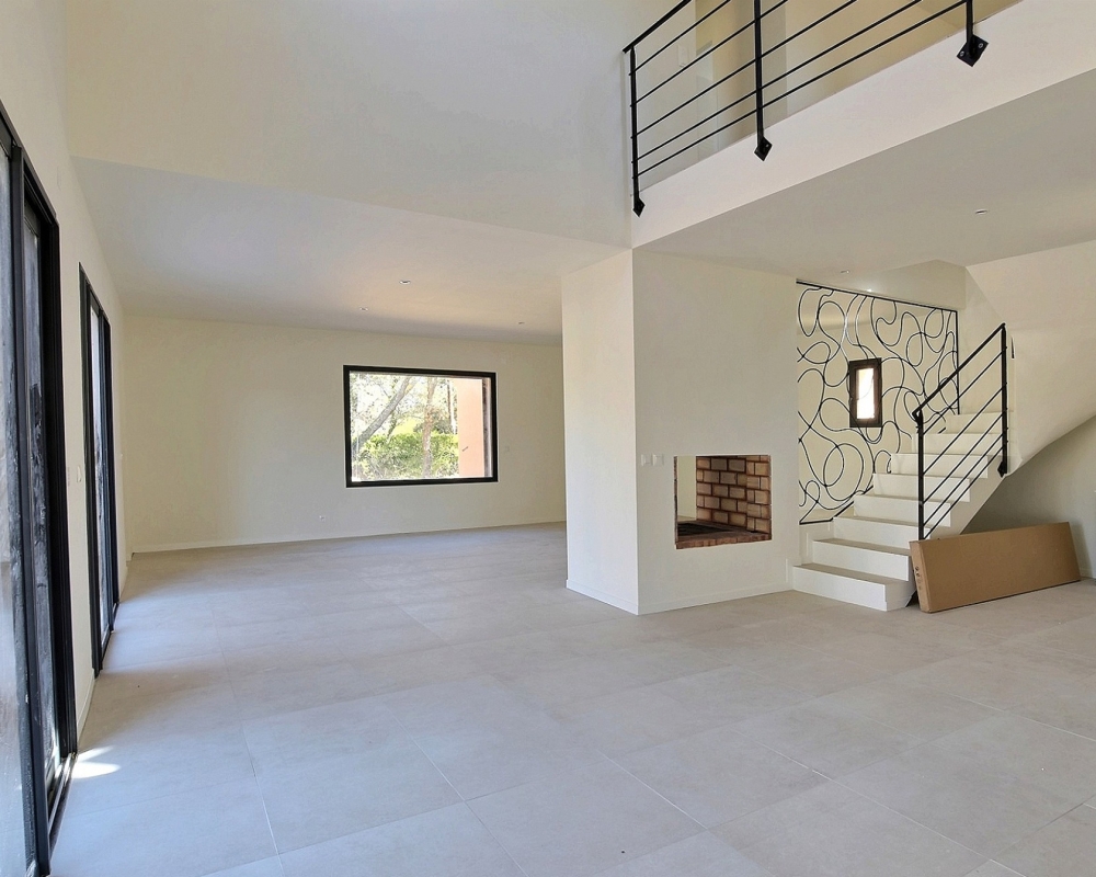 photo_677ea70e09f7071aba5418b325b0c1ef