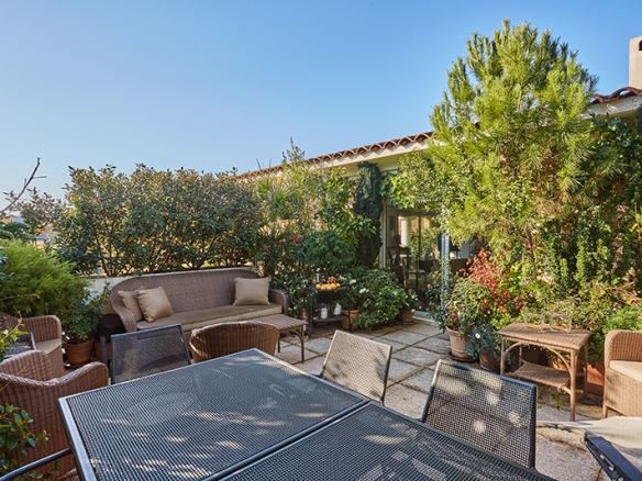 photo_6b43bbc1ad461d49936bf94a39f84a3b