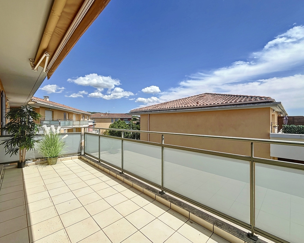 photo_6de276b23521867f647452987ff49bfc