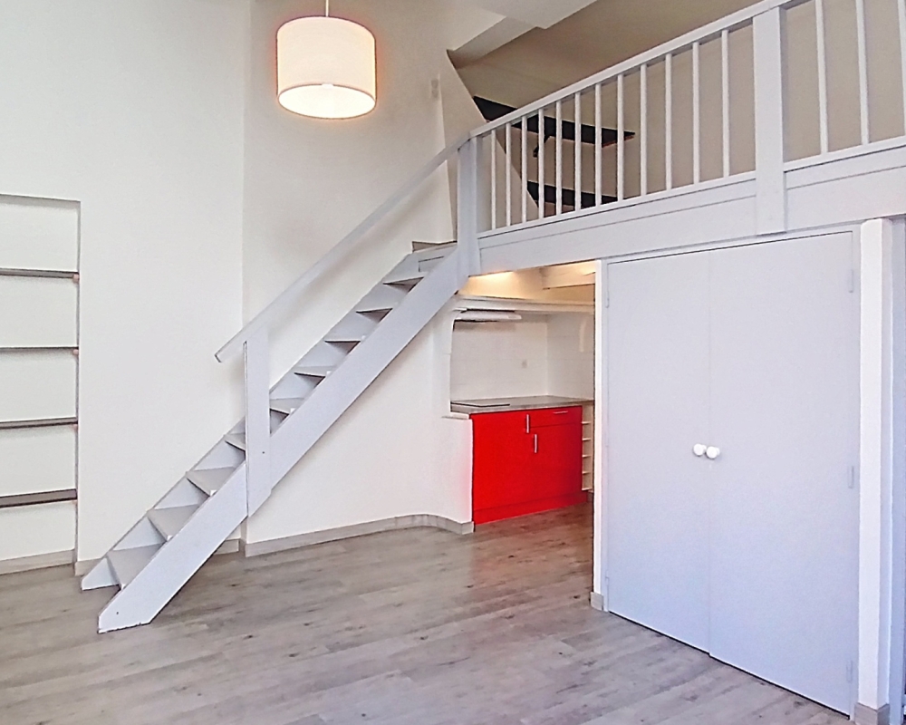 photo_70f7a87200fdb3a35ee2af26ae58f882