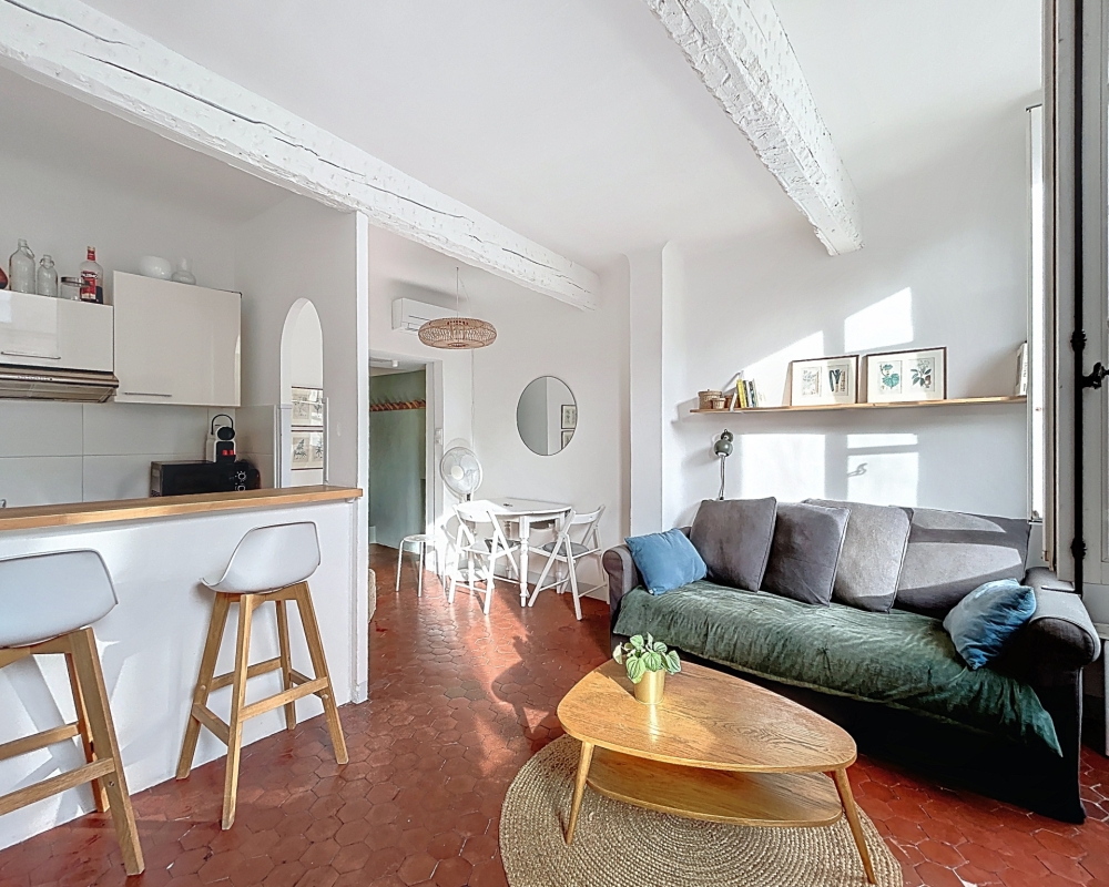 photo_74099349a201d8fcc26340c16c15e941