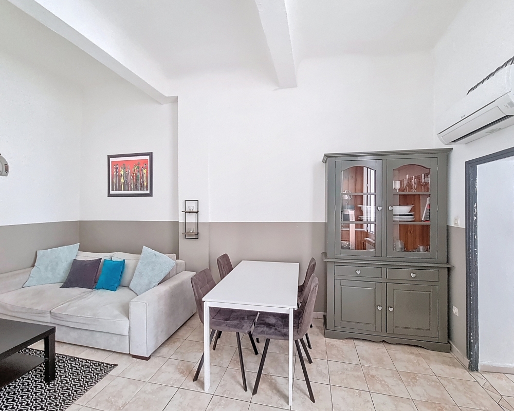 photo_8aa565e7ac8979944358dbfc876cc566