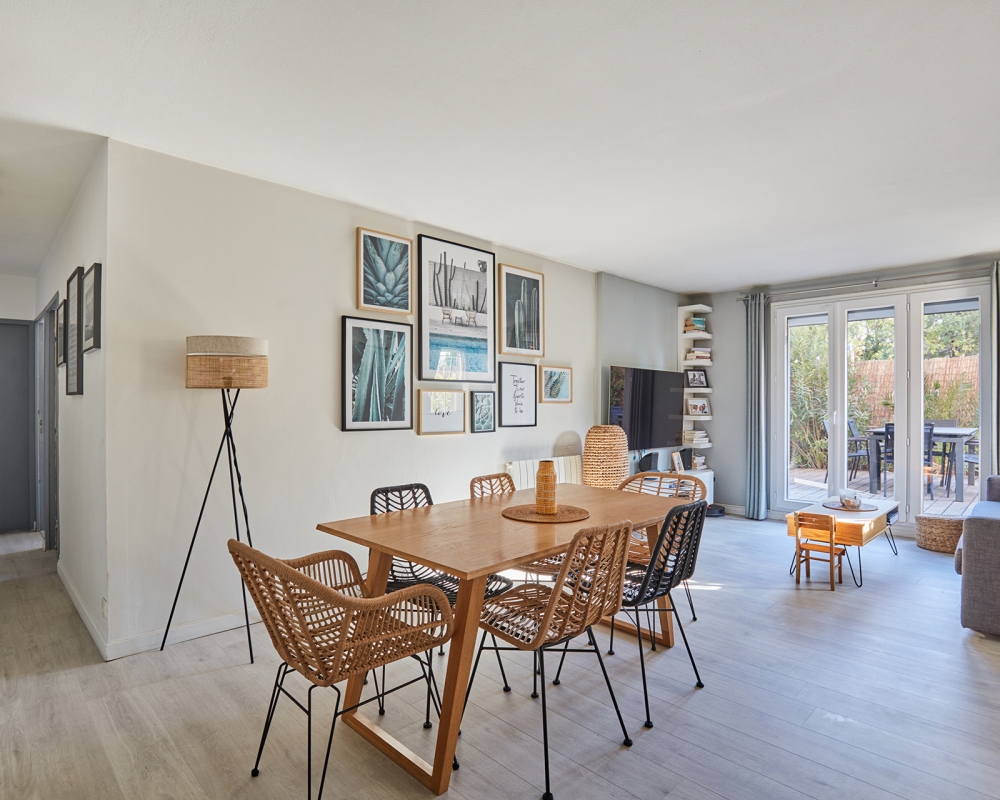 photo_8c192300afabcc2f3791d18f2d45241e