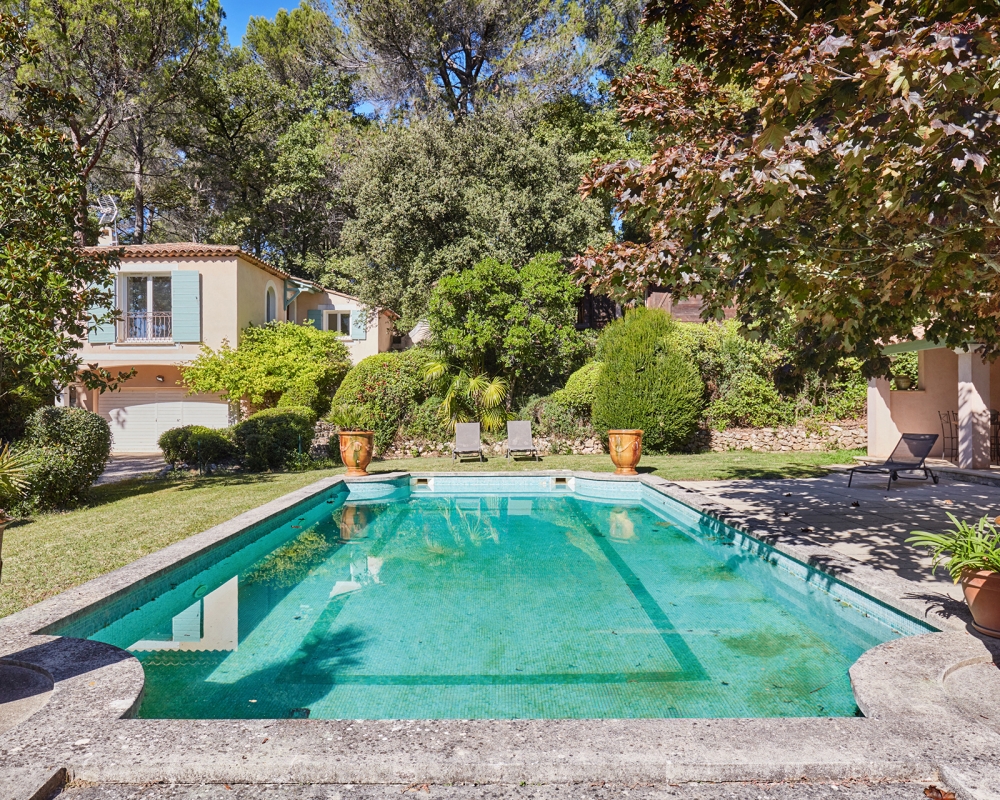 photo_8c528ac647187ad5d347d65766b9cd85