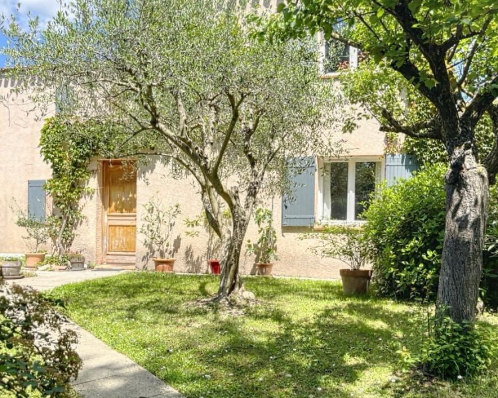 photo_9e4c44b9e1f69a208d358a97c0366a6e_Inc_0