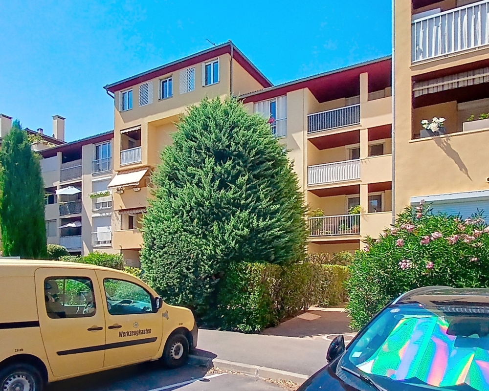 photo_a72b8d74bfa983131f2629a87753bb54