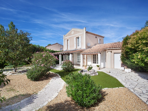 photo_a942eaec68d4eecd951daa033087cd6f