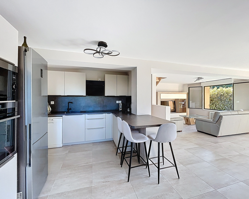 photo_abe3458d946b9b443b5372dc7aefd240