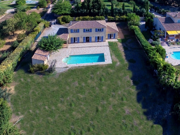 photo_adcf42ba2bb85d105642ad5f6a76b428