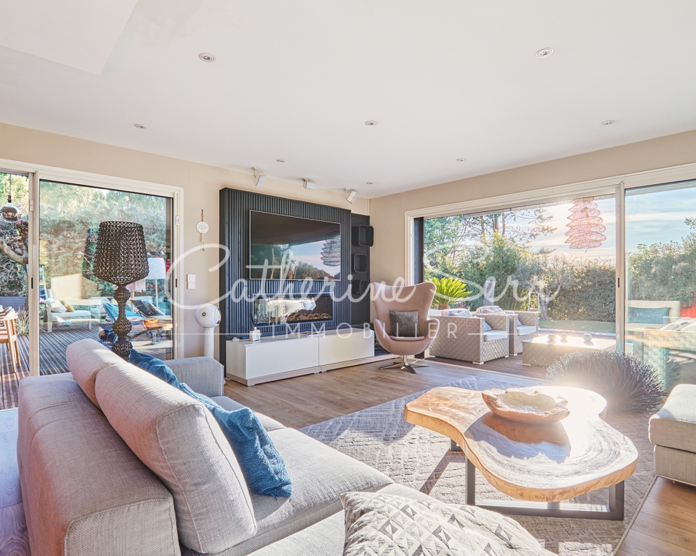 photo_b10cec2dfa556409ee199ff27f1da073