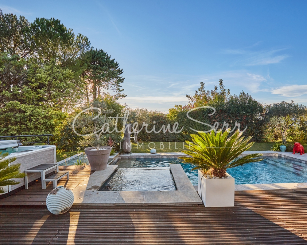 photo_b1d4b6b149b0651f652cc83bc6275e10