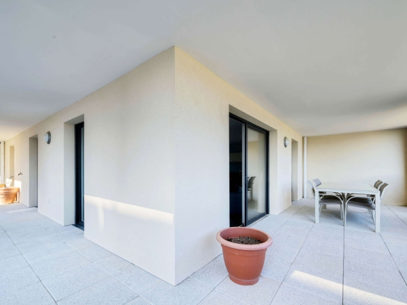 photo_b54ccfae93bc5c14cfc4847c9146535d