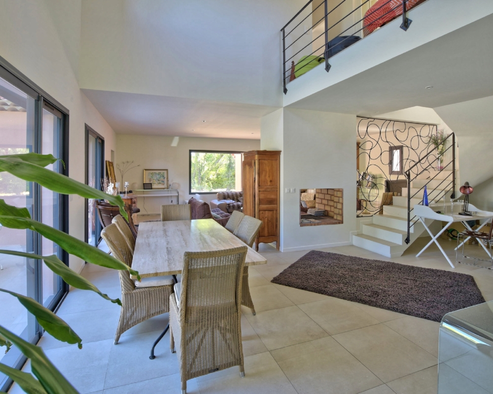 photo_c2a01dc2966bc53700e34373f2c9428a