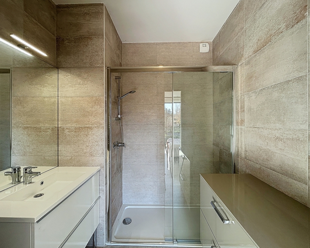 photo_fae5023e1ba7716f15885c1c8f20cb3e